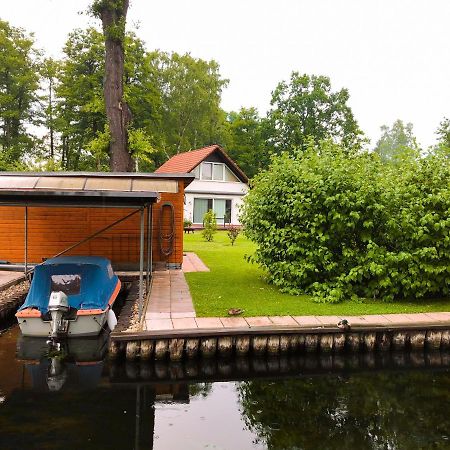 Ferienhaus Direkt An Der Spree Mit Whirlpool Und Sauna Берлин Экстерьер фото